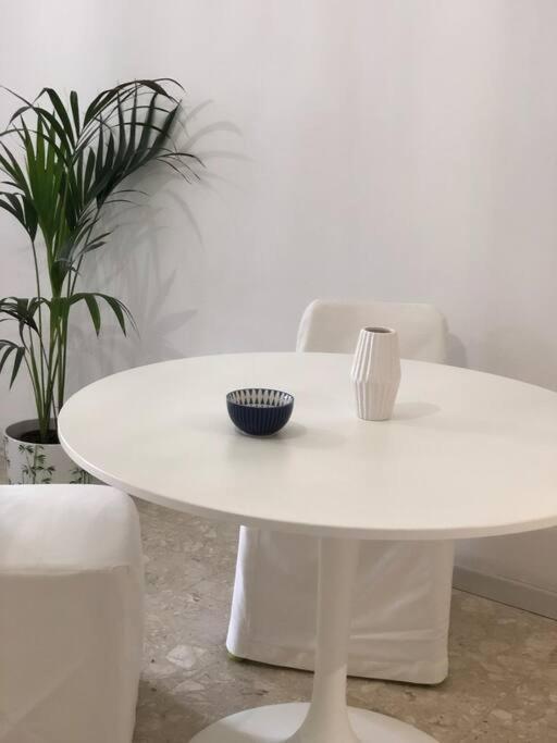 Apartment San Bernardino Monolocale Con Balcone