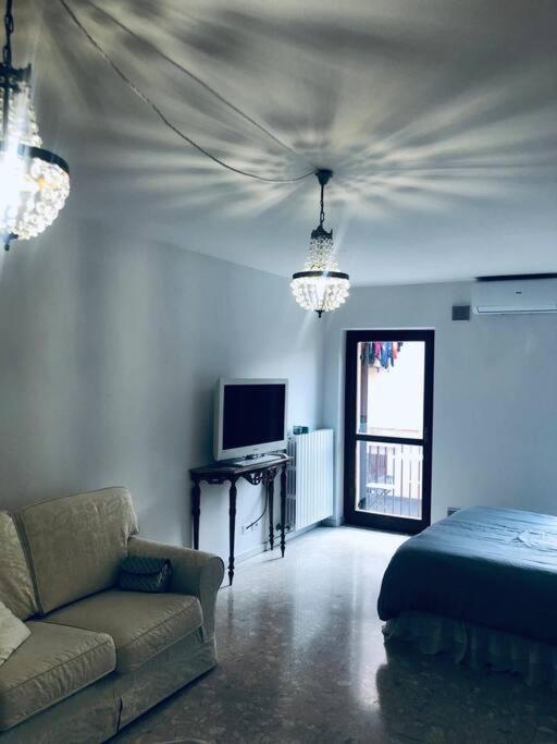 San Bernardino Monolocale Con Balcone Apartment